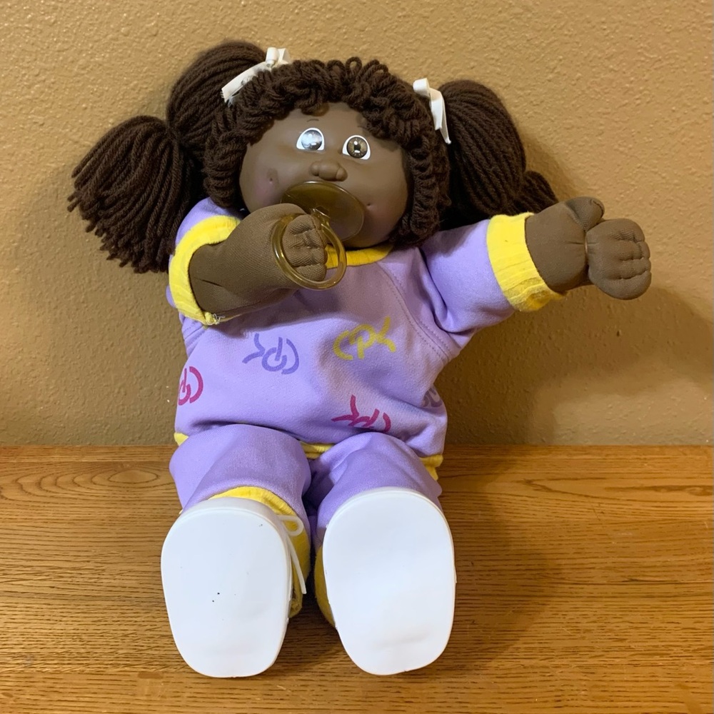 Vintage Cabbage Patch Kids Doll AA Girl With Pacifier In Transitional Outfit